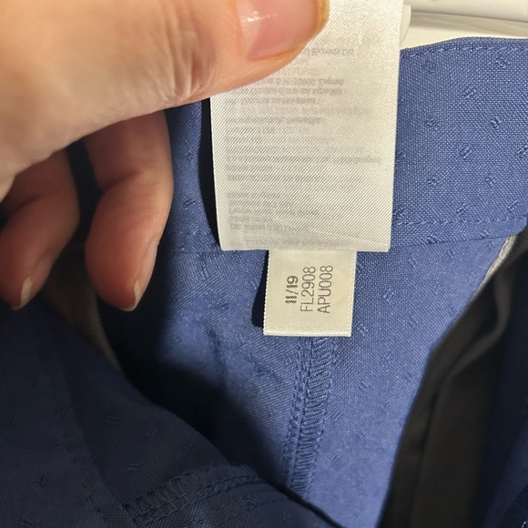 ADIDAS Men’s 3 Stripe Dobby Golf Shorts Mens Size 38 NWT. Navy w/Orange Textured - Picture 11 of 11